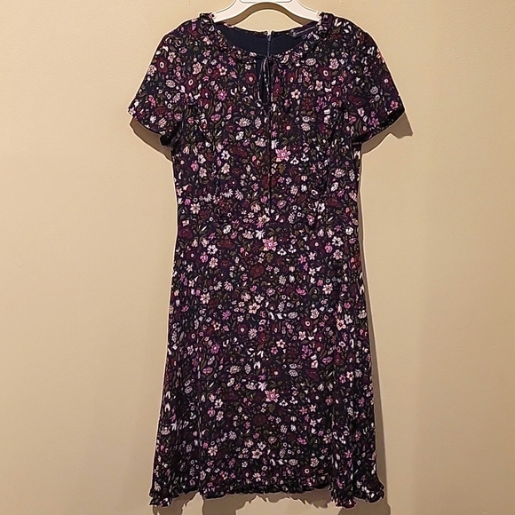 ❤️ NWOT! BROOKS BROTHERS FLORAL RUFFLE HEM DRESS, 2 - Picture 1 of 9